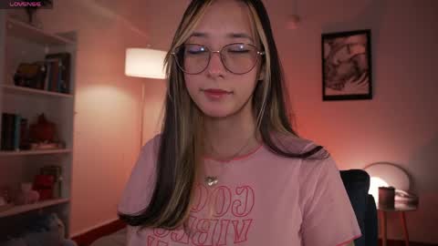 Irisita online show from April 7, 10:01 pm