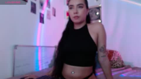 melody bunny online show from February 4, 7:34 am