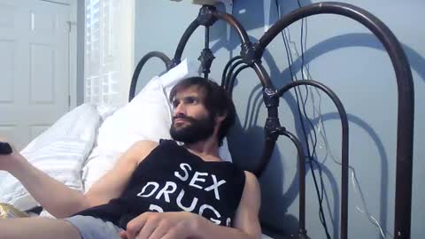 TrndSettrz online show from February 2, 10:17 pm