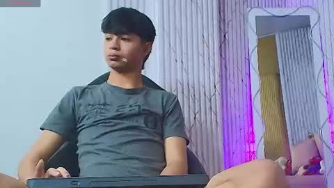 spark_tay online show from June 11, 3:04 am