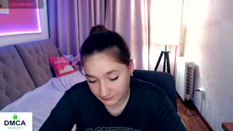 Ilona online show from April 14, 5:16 pm