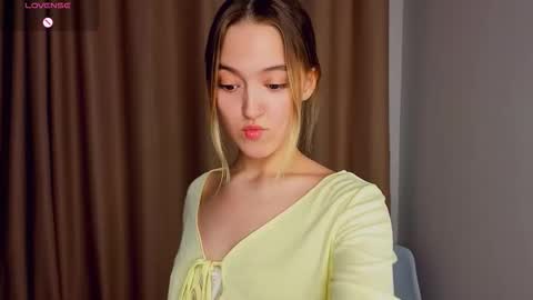 Mary online show from February 11, 7:50 pm