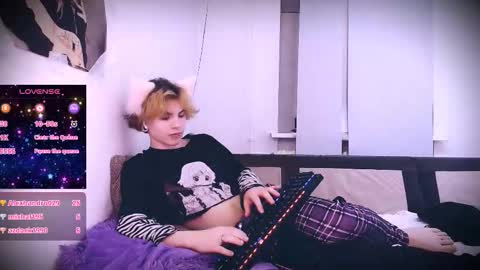 sparkyferret online show from December 18, 8:15 pm