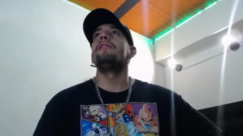     online show from February 5, 8:54 am