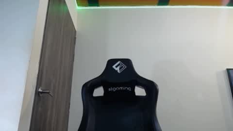     online show from February 5, 5:52 am