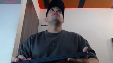     online show from January 20, 5:26 am