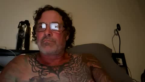 specter1972 online show from November 19, 2:11 am