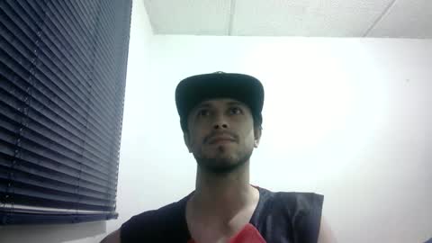 sperm_donor94 online show from September 26, 12:18 am