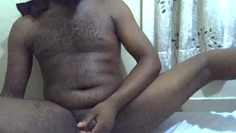 spicy_paul online show from June 12, 11:53 am