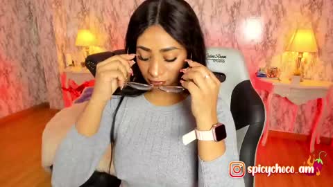 Snapshot of spicyamelia chatting on March 2, 12:11 pm Amelia GTM-5 817 IG Spicychoco am online show from March 2, 12:11 pm