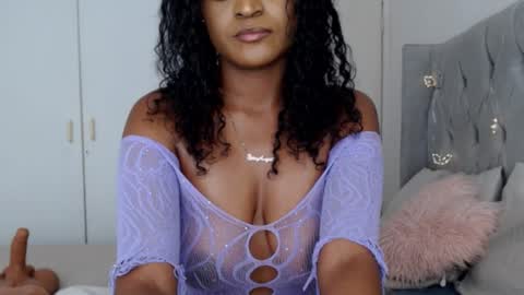 Im Angela  online show from October 21, 5:45 am