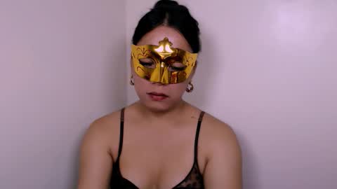 spicyhotchicks online show from January 18, 12:19 am