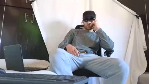 Marco. When Im offline you can view premium content in bio online show from October 28, 9:54 am