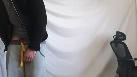 Marco. When Im offline you can view premium content in bio online show from December 3, 9:32 am