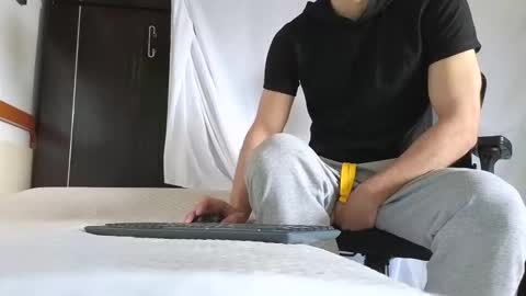 Marco. When Im offline you can view premium content in bio online show from October 3, 9:17 am