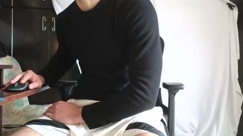 Marco. When Im offline you can view premium content in bio online show from November 18, 2:31 pm