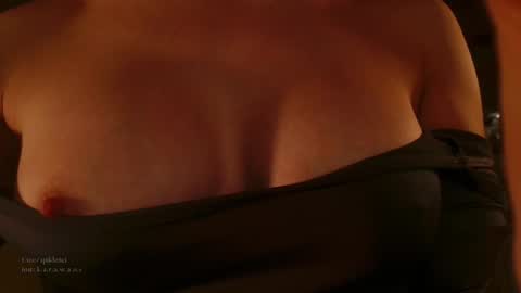 Elizabeth online show from October 10, 4:57 pm