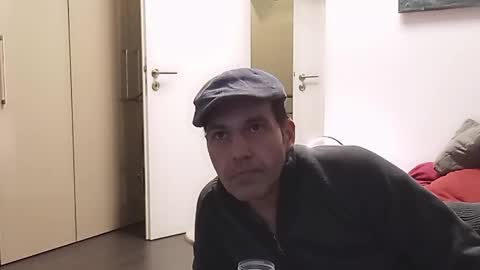 spliffray online show from January 3, 5:17 am