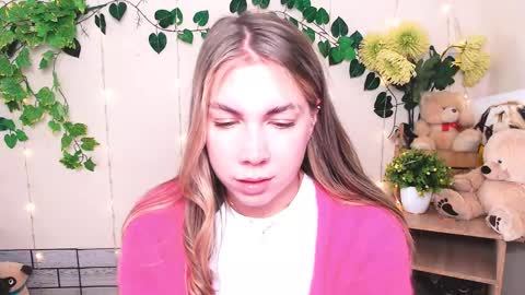 Karina online show from November 18, 10:07 am