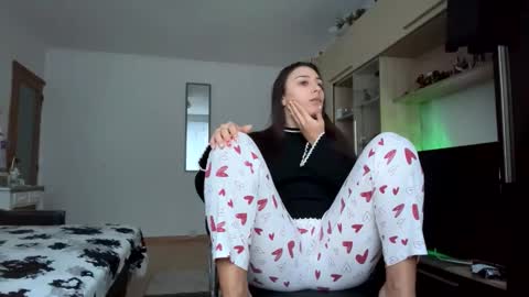 My name is Maya Lush is activeThere are legends that in this room all your wishes can come true  Private is Open online show from January 16, 2:48 pm