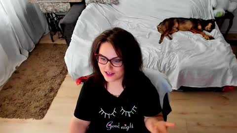 Kim online show from September 17, 7:01 am