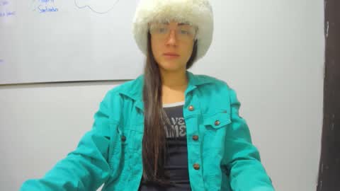 Tati online show from December 1, 12:03 pm