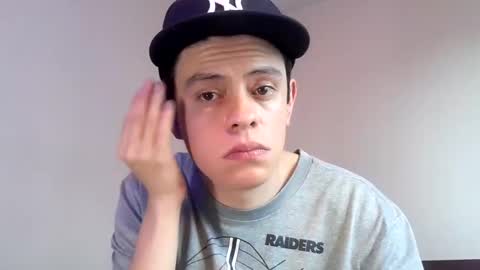 sr_bolaiinas online show from December 6, 2:55 pm