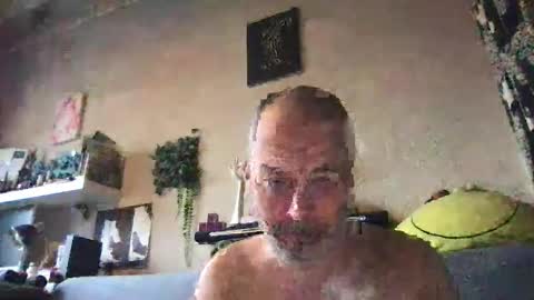 srekos38 online show from March 29, 6:59 am