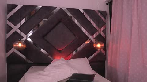 Snapshot of ss_samantha chatting on September 27, 7:33 pm samantha online show from September 27, 7:33 pm