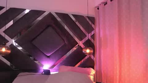 Snapshot of ss_samantha chatting on October 15, 7:37 pm samantha online show from October 15, 7:37 pm