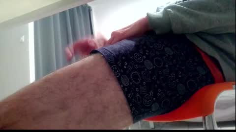 Snapshot of ssenzo chatting on September 24, 9:10 pm ssenzo online show from September 24, 9:10 pm