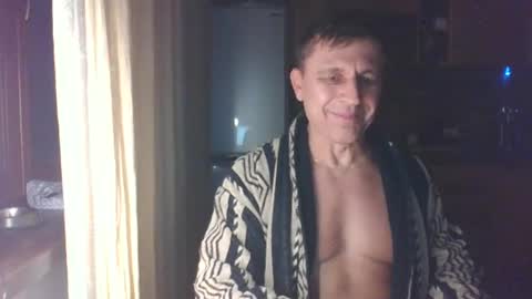 stacattoff online show from December 6, 12:07 am