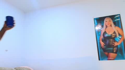   online show from February 4, 4:44 pm