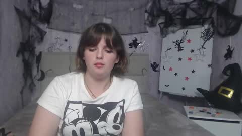 Snapshot of staceylex chatting on October 21, 9:58 am Stacey online show from October 21, 9:58 am