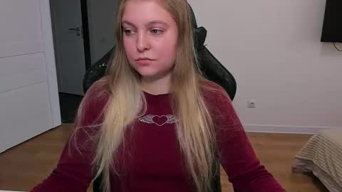 Stacy  online show from September 22, 2:32 pm