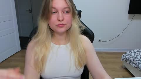 Stacy  online show from January 21, 4:37 pm