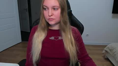 Stacy  online show from November 14, 4:20 pm