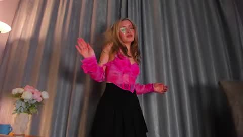 stacyparkerr online show from July 13, 8:56 pm
