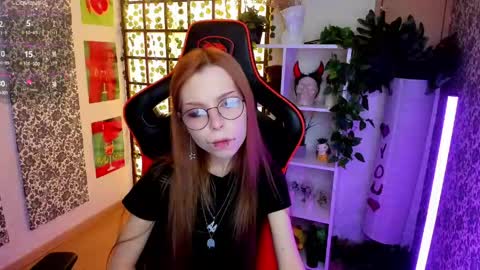 Tarra online show from May 1, 2:05 am