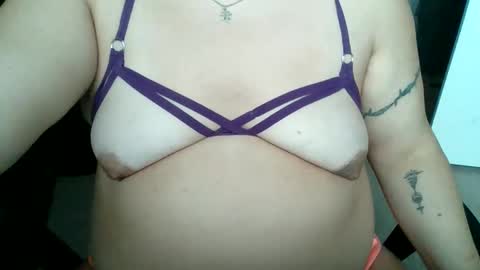 starella___saxxxton online show from March 5, 3:32 pm