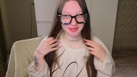 Alice online show from April 3, 3:13 am