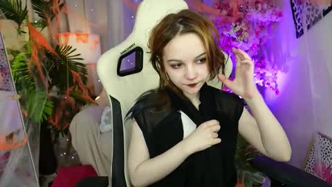 MONICA online show from October 29, 1:57 pm