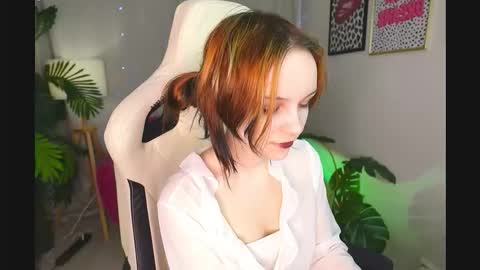 Snapshot of staymonica chatting on October 22, 1:57 pm MONICA online show from October 22, 1:57 pm