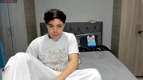  steban and kim online show from January 30, 7:15 pm