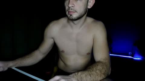 Max online show from December 15, 3:31 pm