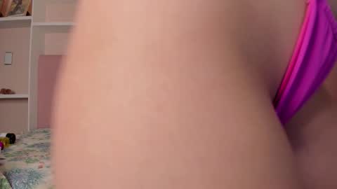 Stefa Gomez  online show from February 28, 3:05 pm