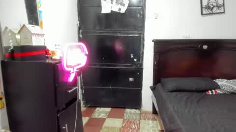 julieth-cancer online show from April 21, 1:53 am