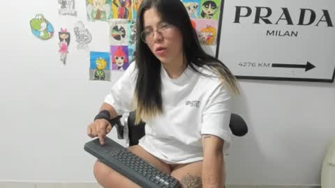 Snapshot of stefan_litleee chatting on January 24, 1:13 am julieth-cancer online show from January 24, 1:13 am