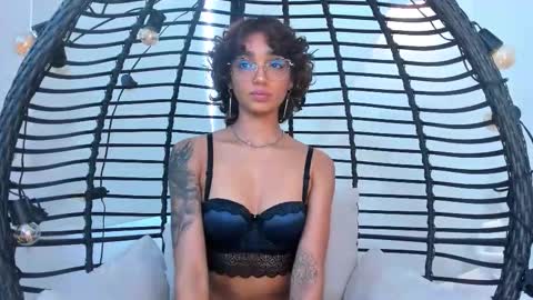Stefania  online show from September 25, 8:27 pm