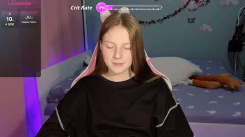 Snapshot of stefaniyaaa chatting on September 13, 7:49 pm stefa online show from September 13, 7:49 pm